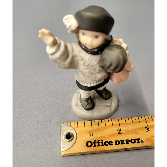 Vintage 1998 Enesco I Will Miss You Girl With Doll Figurine Bahner Studios - Picture 11 of 12